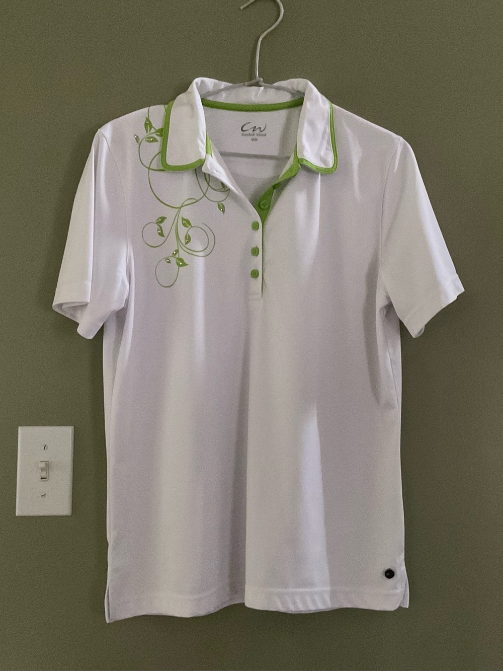 CRACKED WHEAT WOMEN’S UNIQUE SPORTY TOP MEDIUM SIZE NEW W/O TAGS